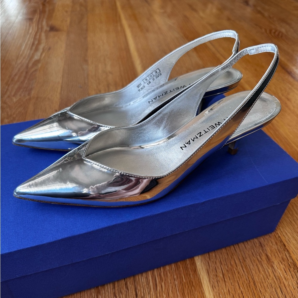 Stuart Weitzman Eva 50 Slingback Pumps Metallic Silver Leather NIB Sz 6.5 / 37 - Picture 4 of 10